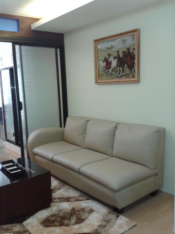 The Oasis Davao Condotel Szoba fotó